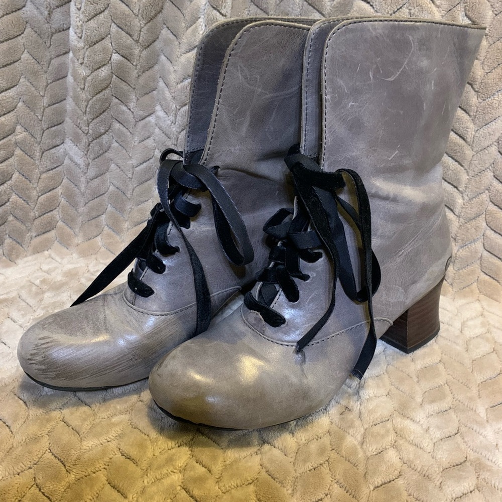 Born Gray Lace Up Women's Boots